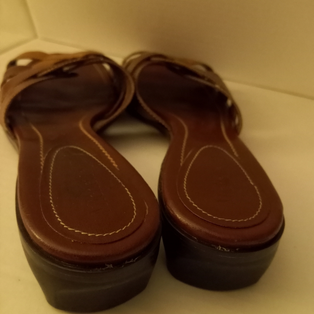 Womens shoes